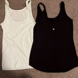 Lululemon cute workout tanks (Size small)